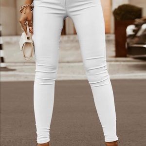 White skinny Pants